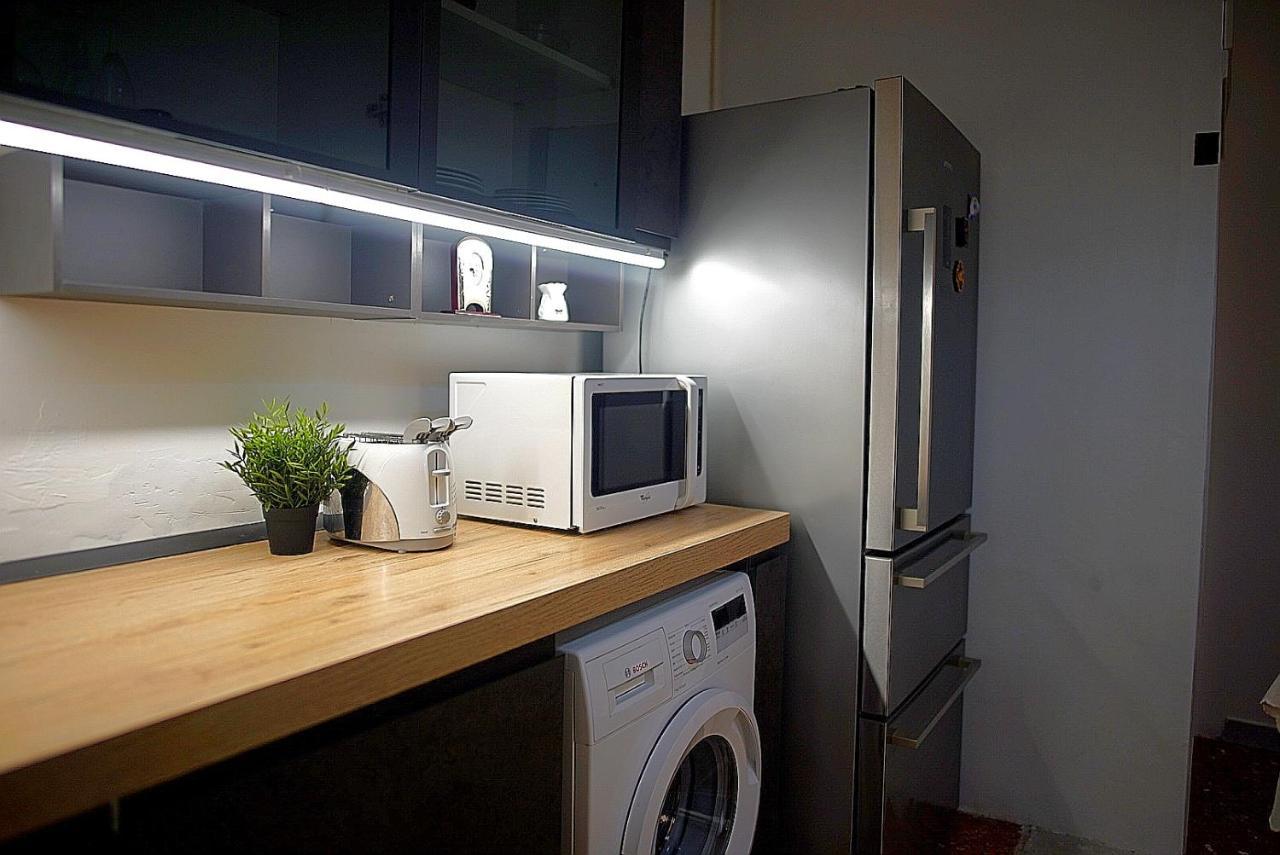 Eva Capital Guest House Vitinia Ngoại thất bức ảnh